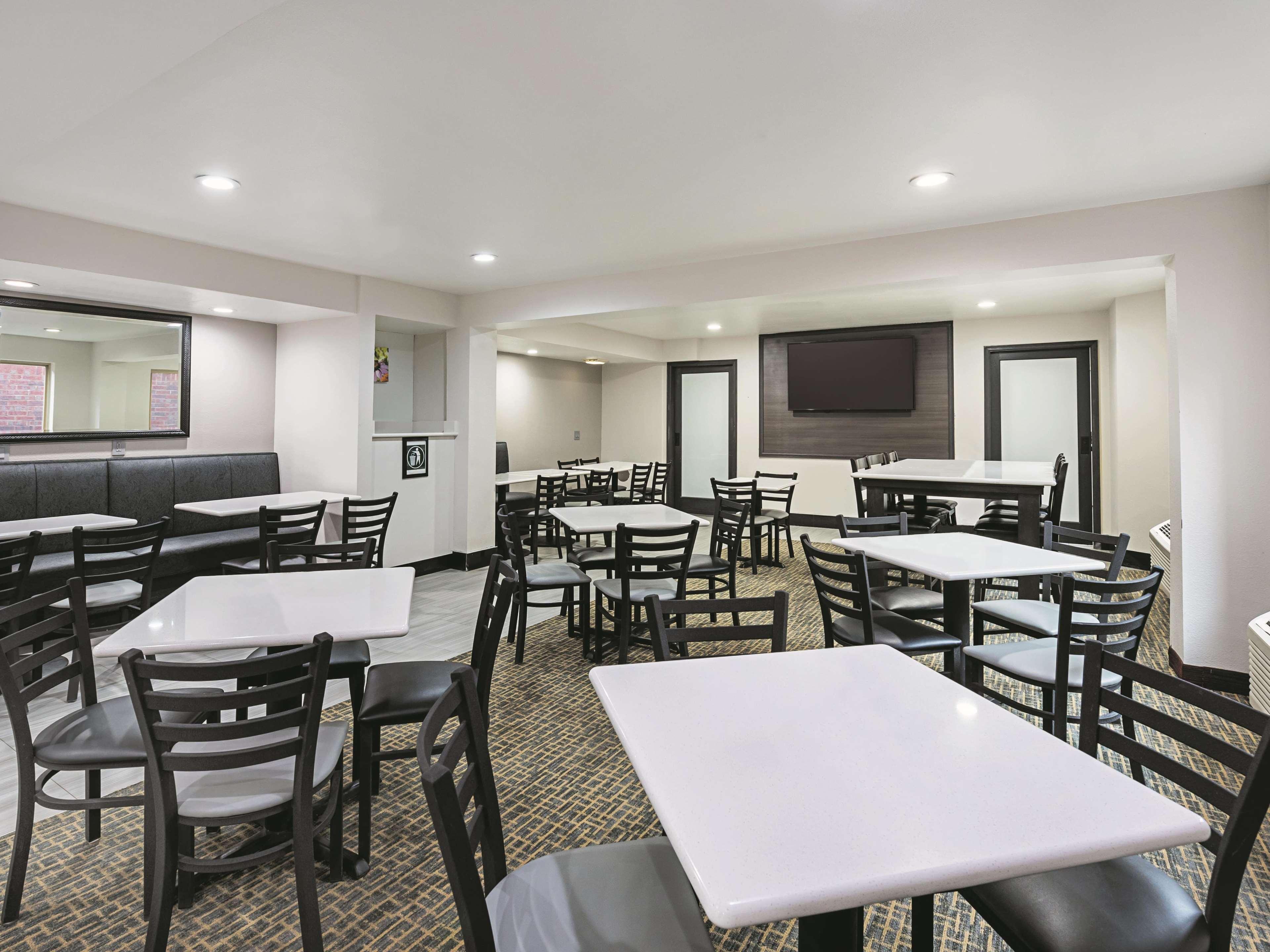 פארק ברוקלין La Quinta By Wyndham Minneapolis Northwest מראה חיצוני תמונה