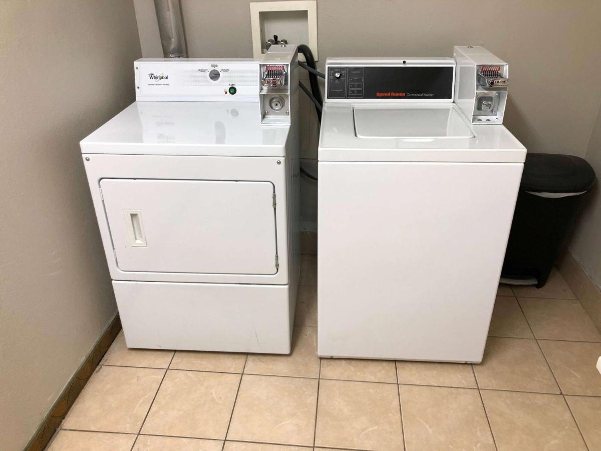 פארק ברוקלין La Quinta By Wyndham Minneapolis Northwest מראה חיצוני תמונה